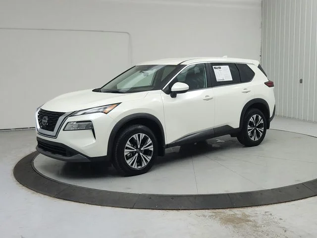 Used 2023 White Nissan SV image 4