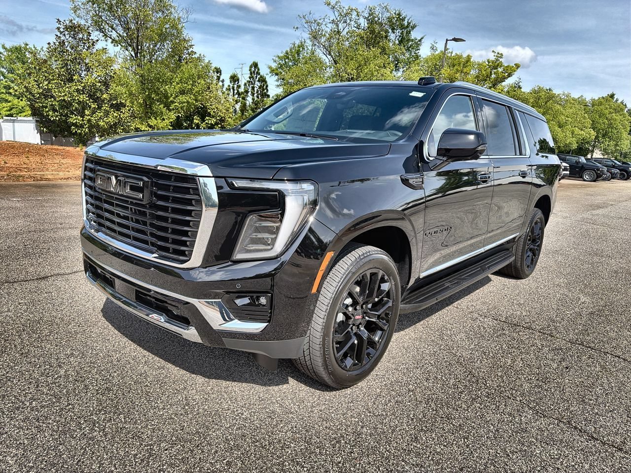 2026 GMC Yukon XL Elevation - Photo 4
