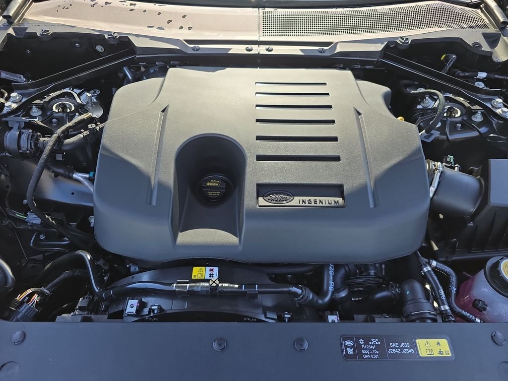 New 2026 Carpathian Grey LAND ROVER X-Dynamic SE image 31
