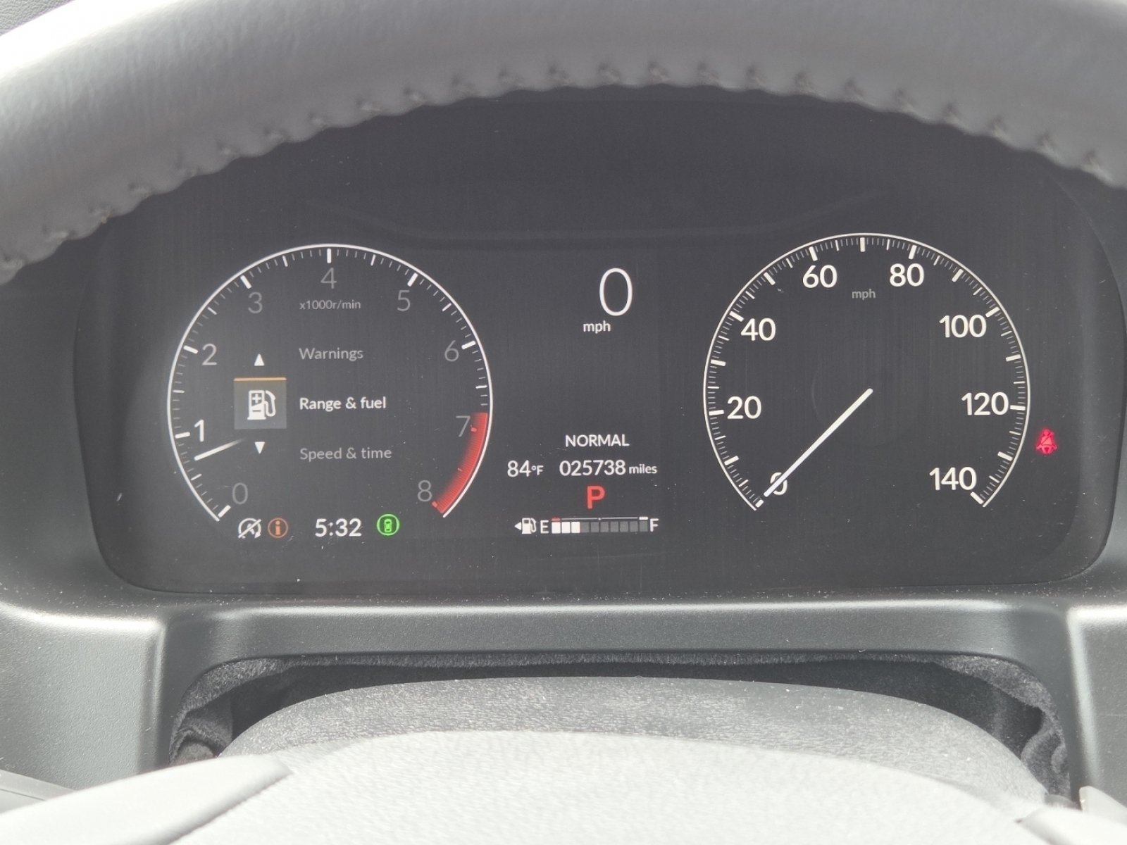 Used 2025 Solar Silver Metallic Honda EX-L image 32