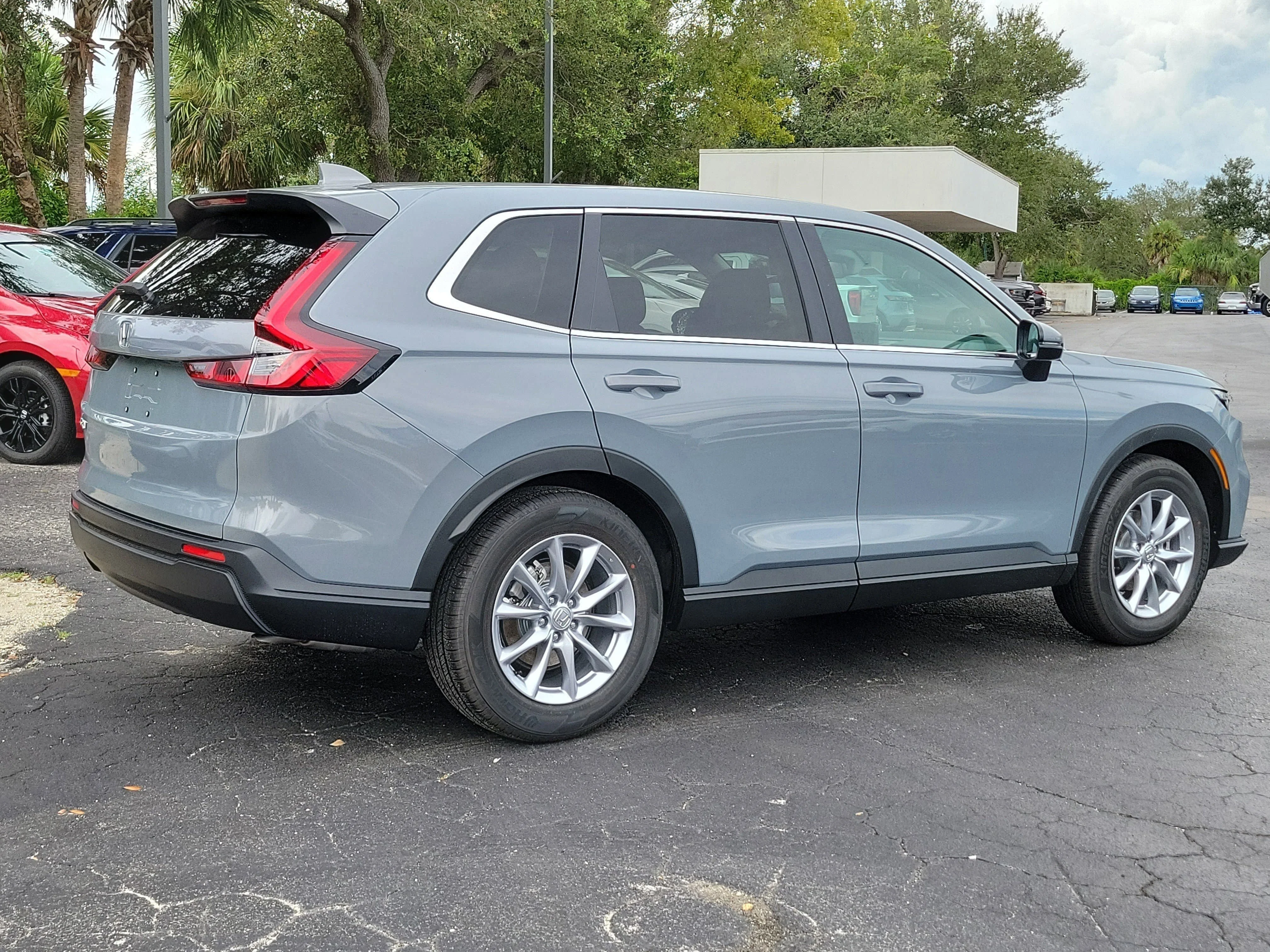 New 2026 Urban Gray Pearl Honda EX image 5