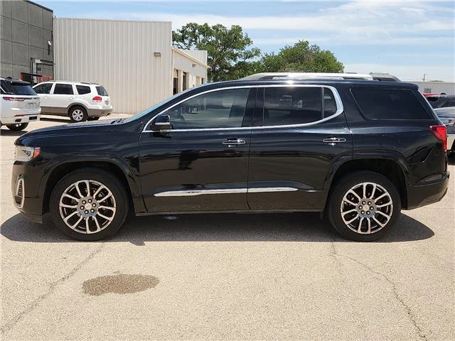 Used 2020 Black GMC Denali All-wheel Drive image 2