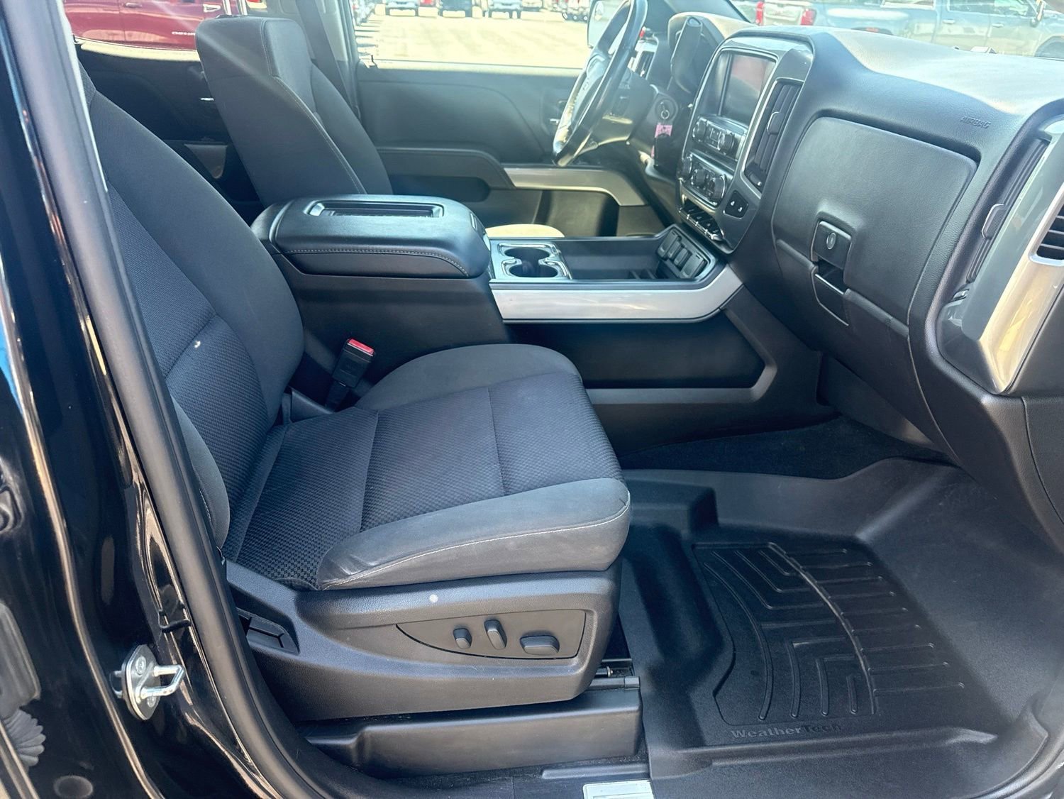 Used 2017 Black Chevrolet LT image 20