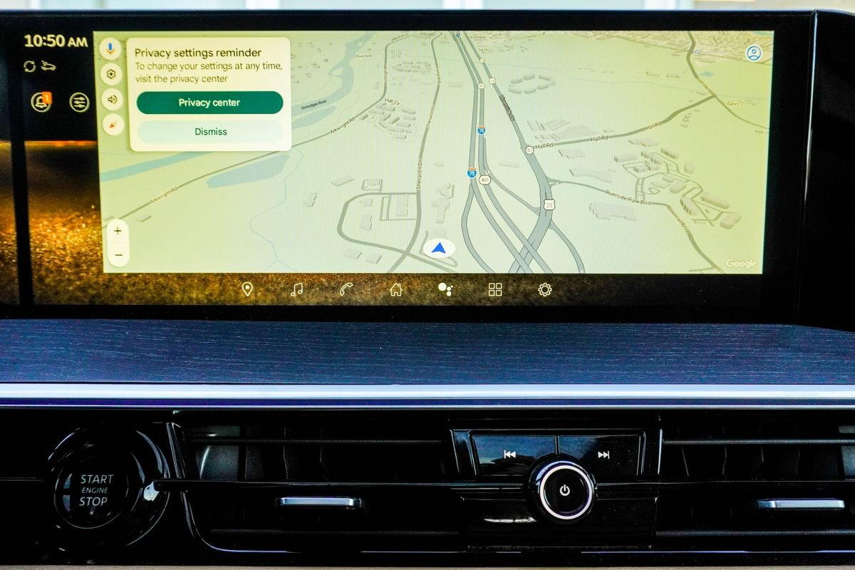 Used 2025 Silver INFINITI SENSORY image 30