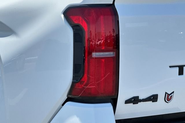 New 2026 Ice Cap Toyota  SR5 image 24