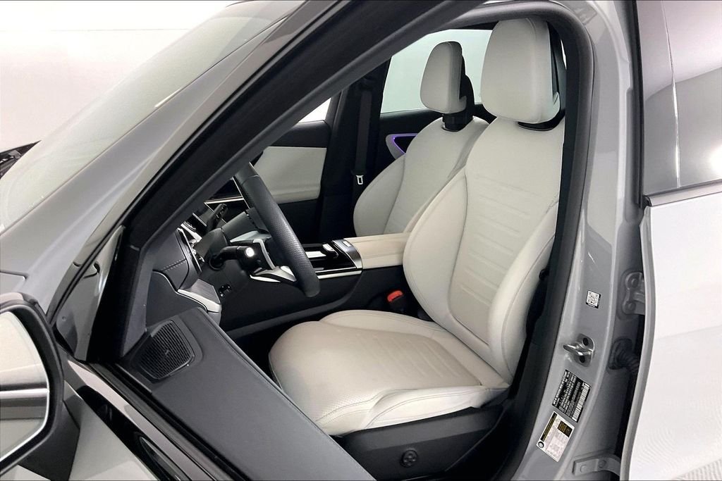 2025 Mercedes-Benz GLC Base - Photo 17