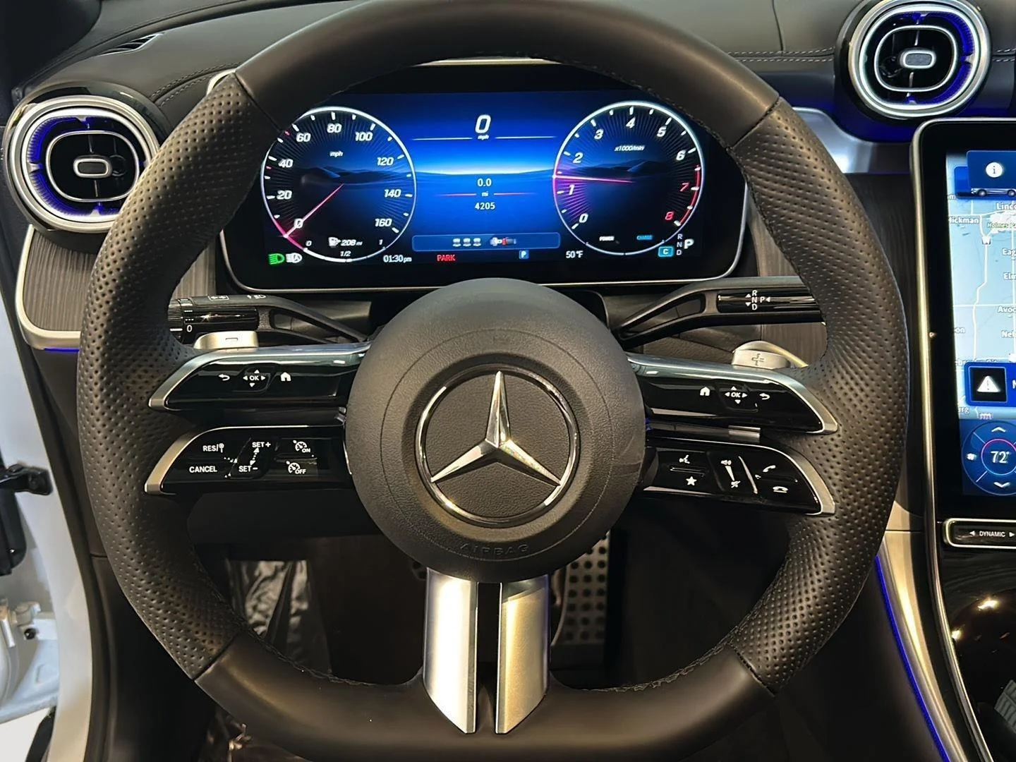 Certified Used 2026 Polar White Mercedes-Benz GLC 300 image 17