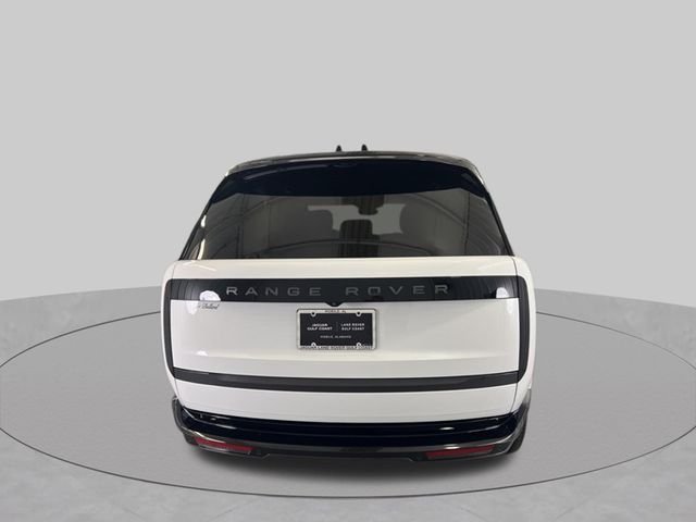 Certified Used 2025 Fuji White Land Rover SE image 6