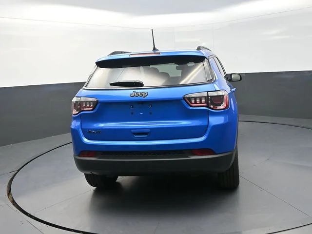 New 2026 Hydro Blue Pearlcoat Jeep Latitude image 8