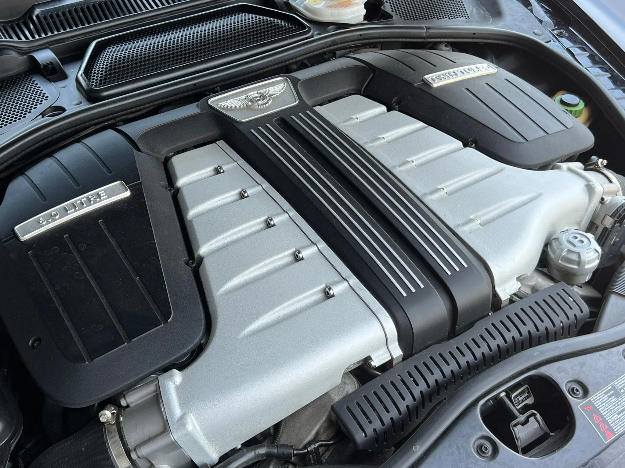 Used 2014 Black Bentley Base image 43