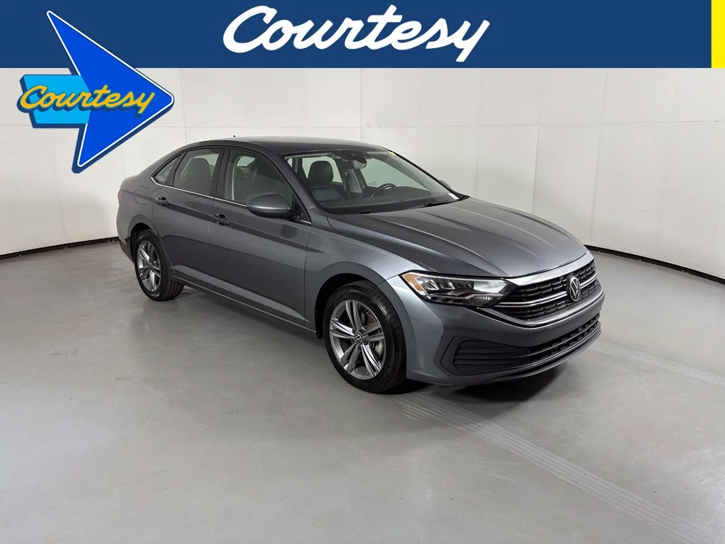 Used 2024 Gray Volkswagen 1.5T SE image 1