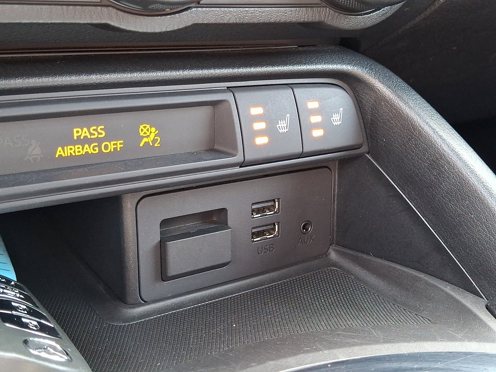 Used 2018 Machine Gray Mazda Club image 29