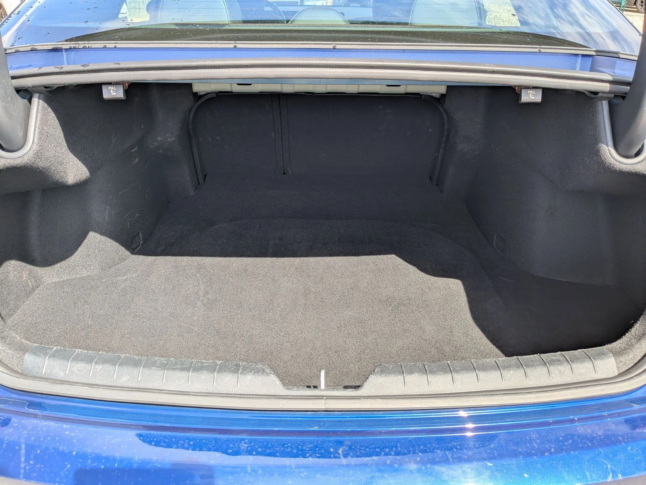 Used 2025 Yacht Blue Kia GT-Line image 31