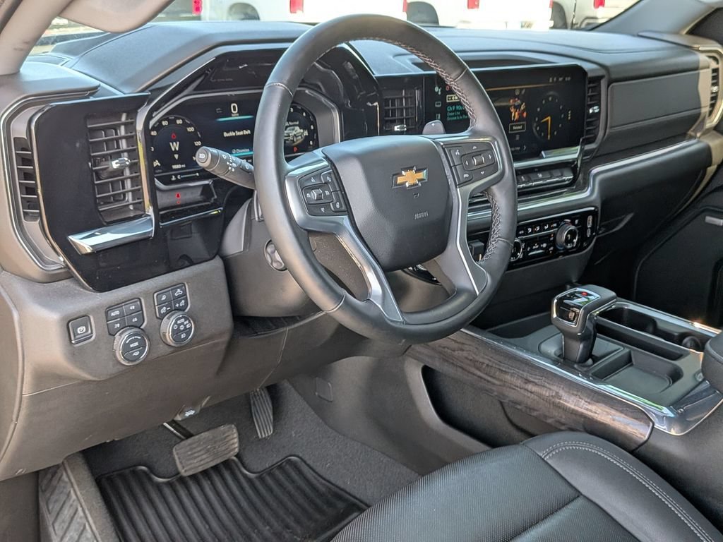 2024 Chevrolet Silverado 1500 LTZ - Photo 31