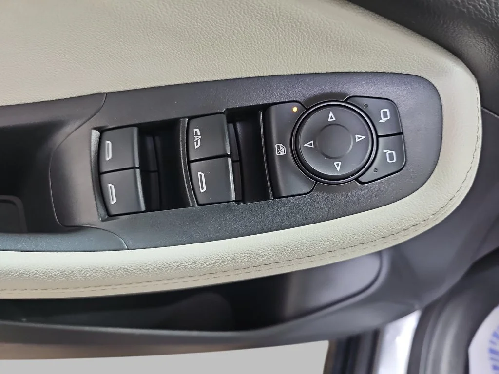 Used 2024 Moonstone Gray Metallic Buick Sport Touring image 32