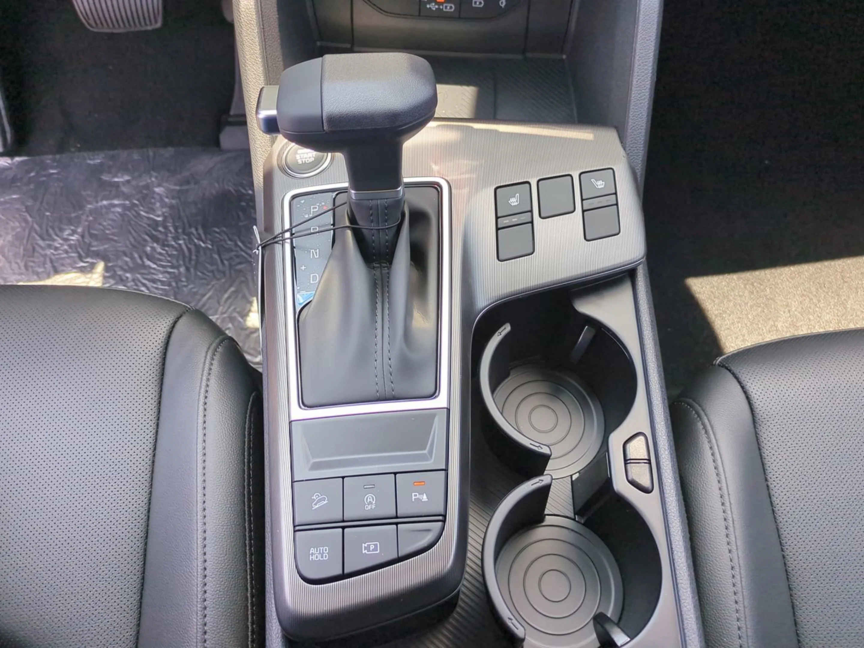 2026 Kia Sportage EX - Photo 24