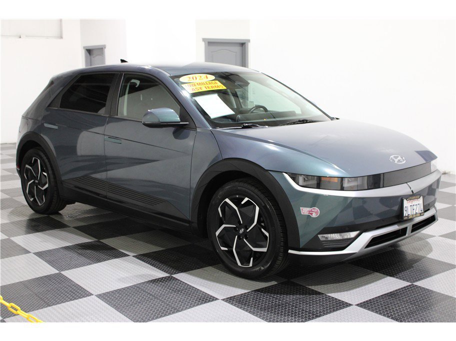 2024 Hyundai IONIQ 5 SEL