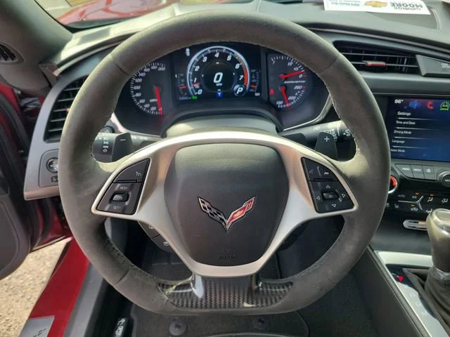 2017 Chevrolet Corvette 2LT - Photo 26