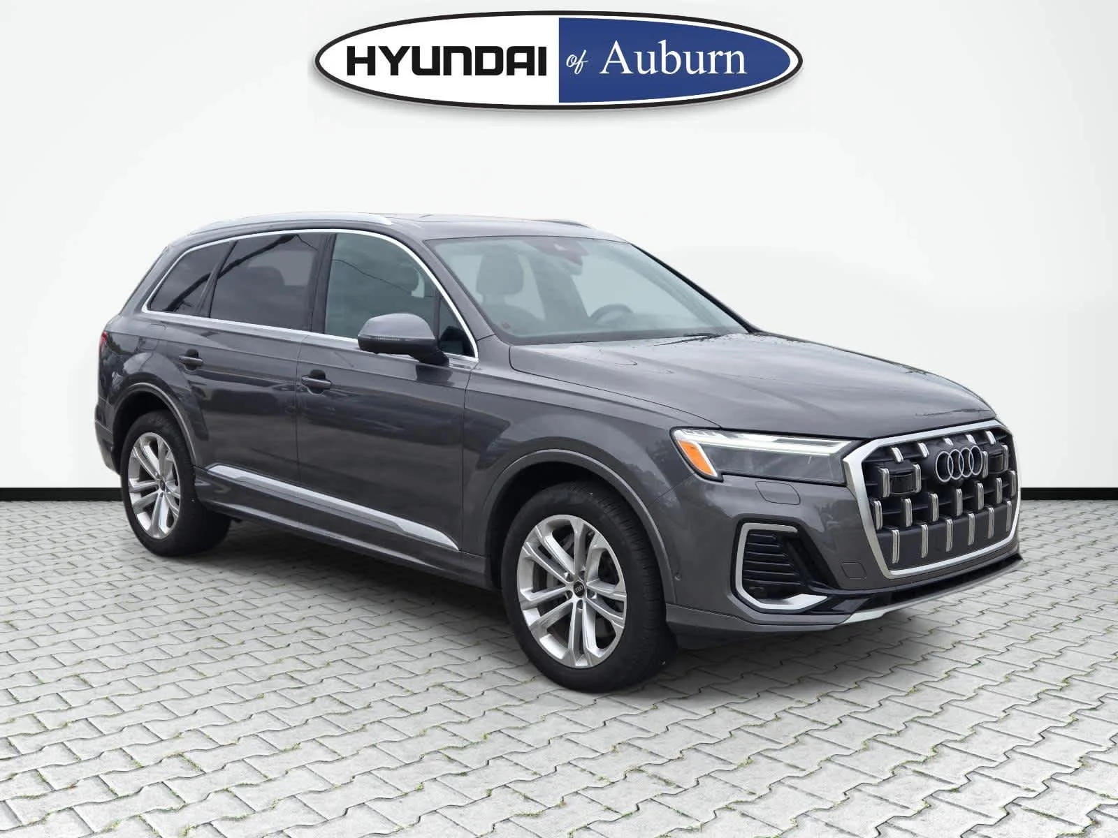 2025 Audi Q7 45 Premium Plus quattro Tiptronic's photo