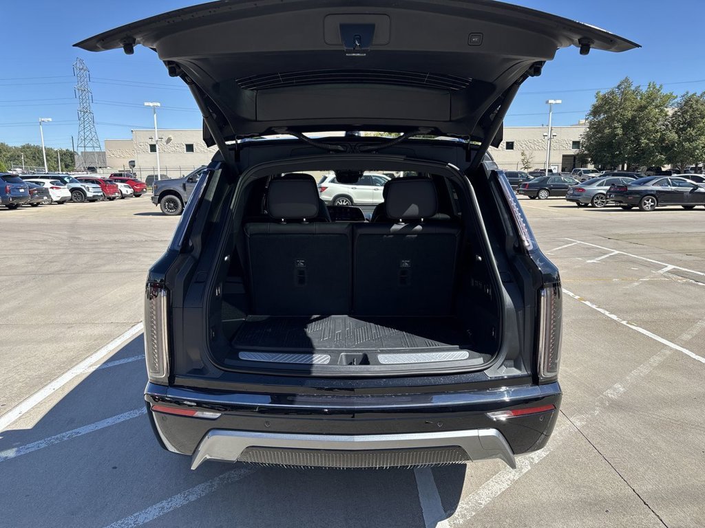 2027 Cadillac VISTIQ Sport - Photo 29