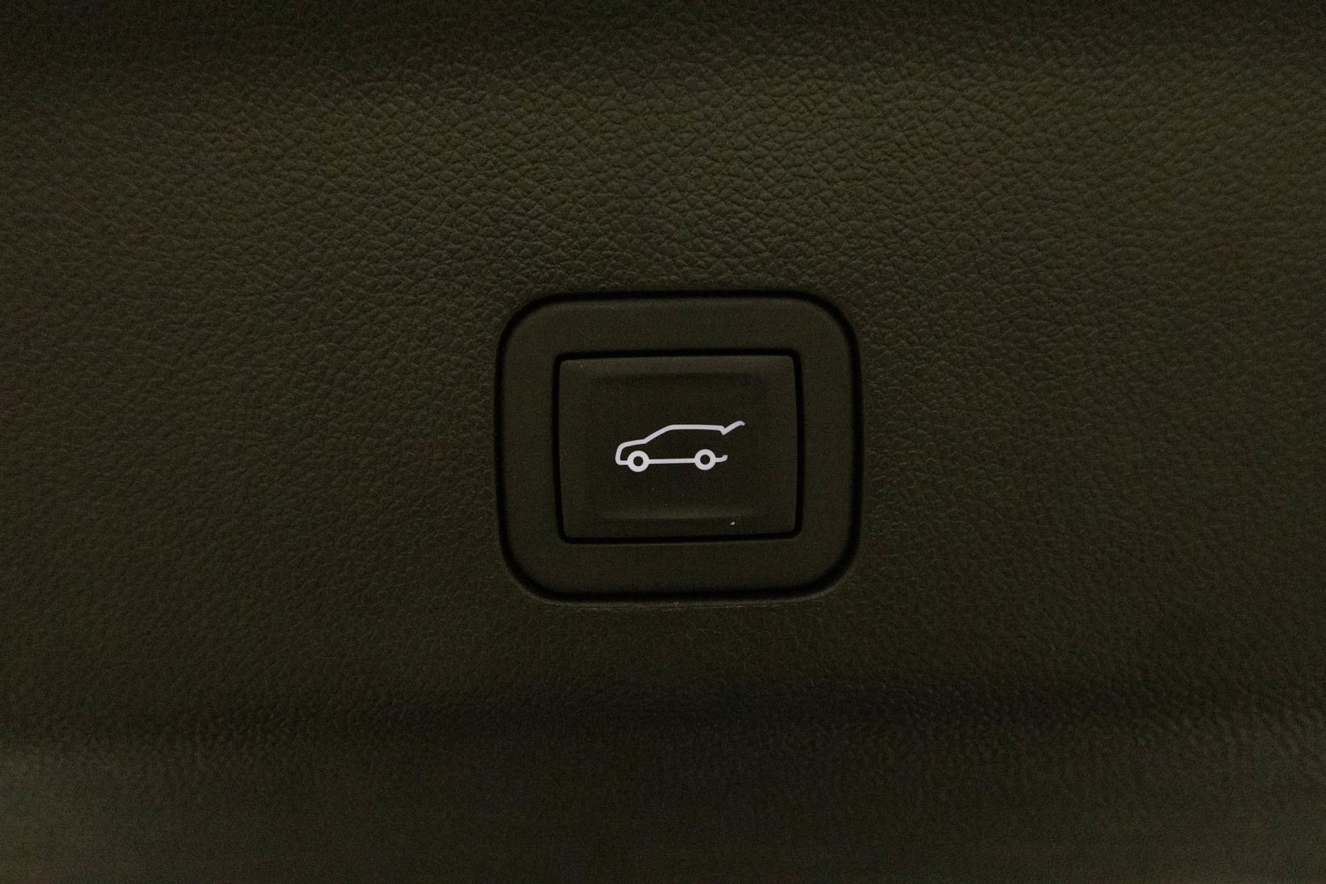 2025 CHEVROLET TAHOE - Image 36