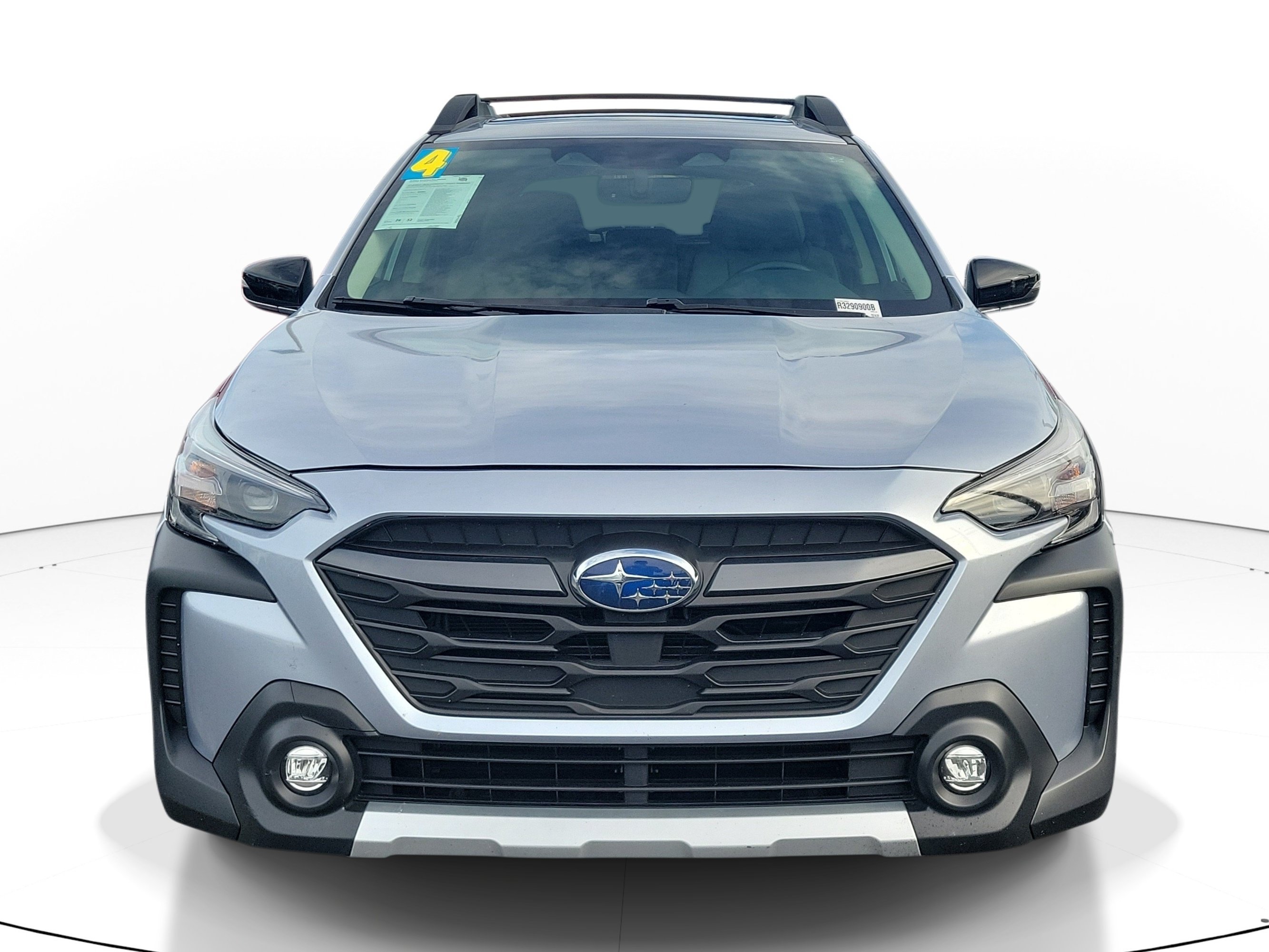 Used 2024 Ice Silver Metallic Subaru Limited image 2