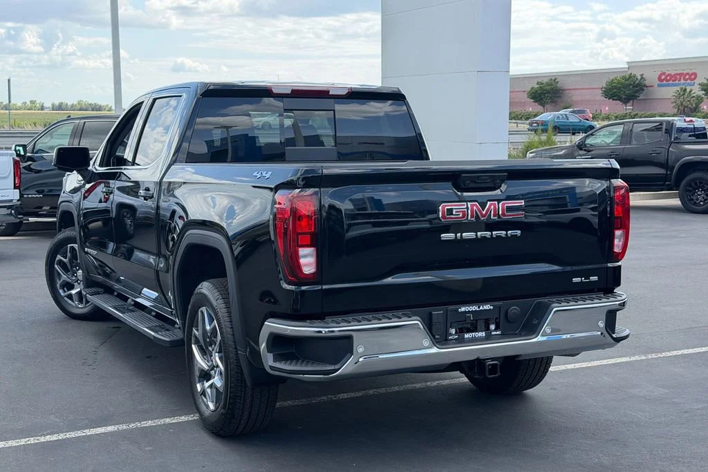 New 2026 Onyx Black GMC SLE image 12