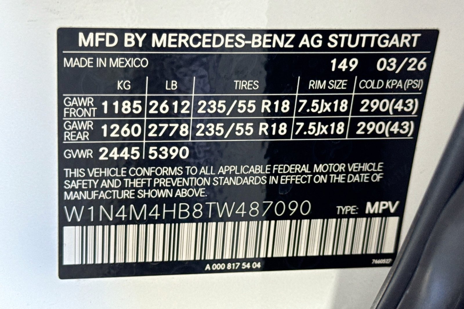 New 2026 Polar White Mercedes-Benz GLB 250 image 30