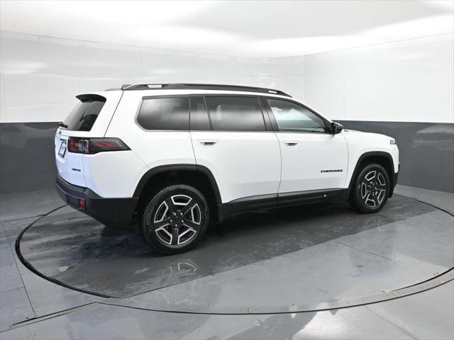 New 2026 Bright White Clear-Coat Exterior Paint Jeep Limited image 15