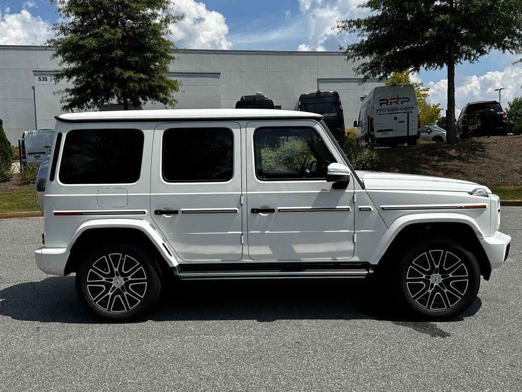 New 2027 Polar White Mercedes-Benz G 580e image 46