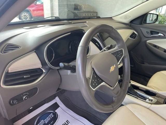 Used 2024 Blue Chevrolet LT image 21