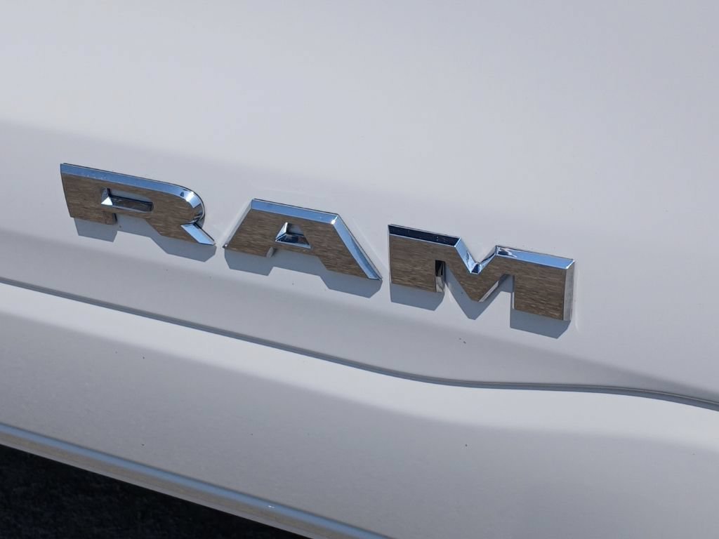 Used 2023 White Ram Big Horn/Lone Star image 31