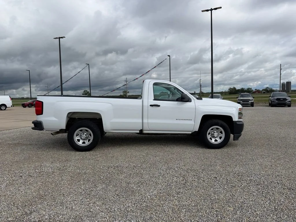 Used 2017 Chevrolet Silverado 1500 Work Truck 1WT with VIN 1GCNCNEHXHZ122316 for sale in Hillsboro, KS