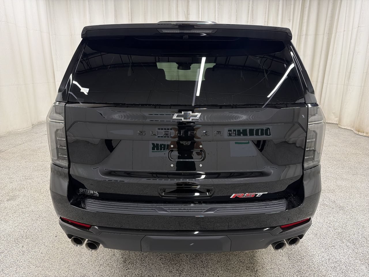 2027 Chevrolet Suburban RST - Photo 7
