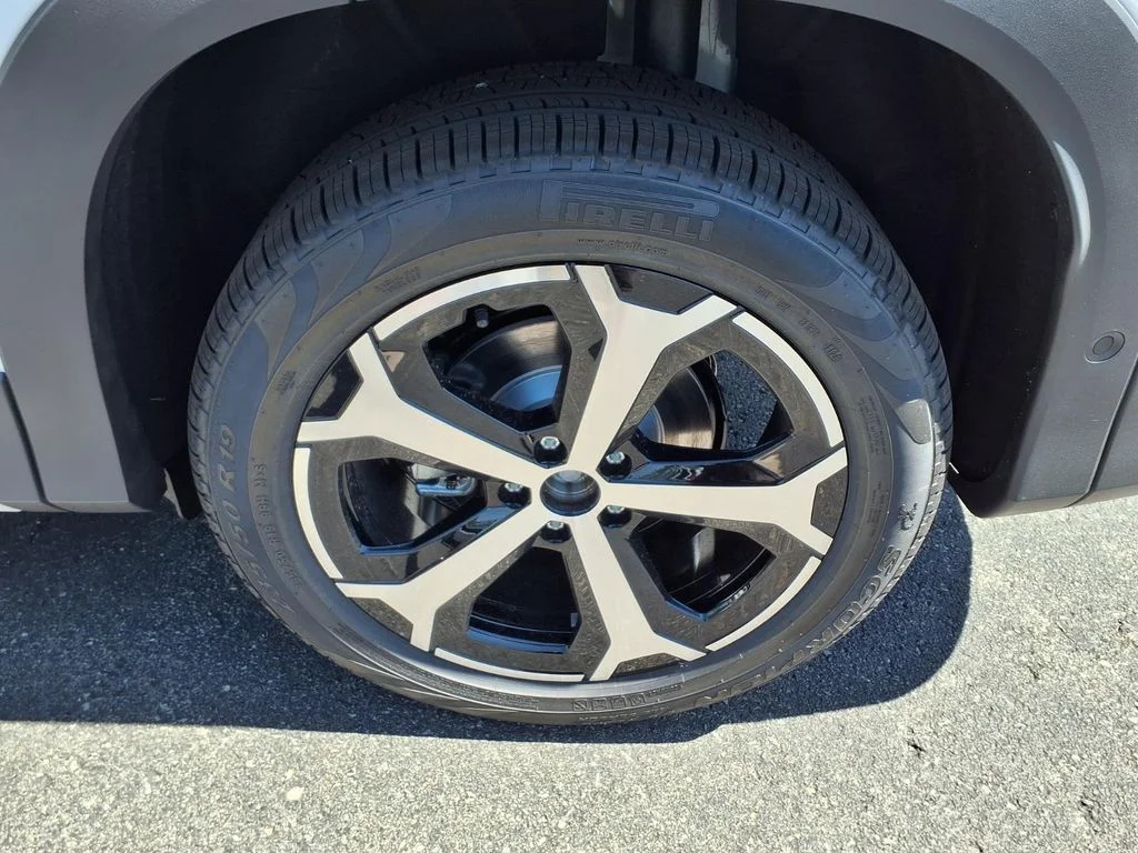 New 2026 Pure White Volkswagen 2.0T SE image 6