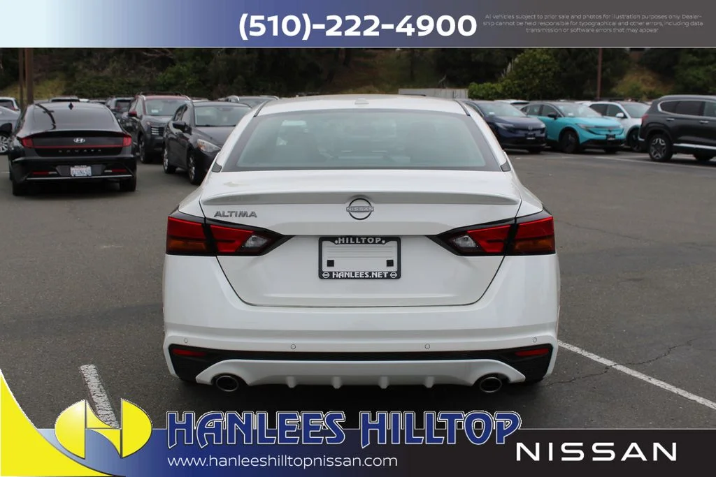 New 2025 White Nissan 2.5 SV image 8