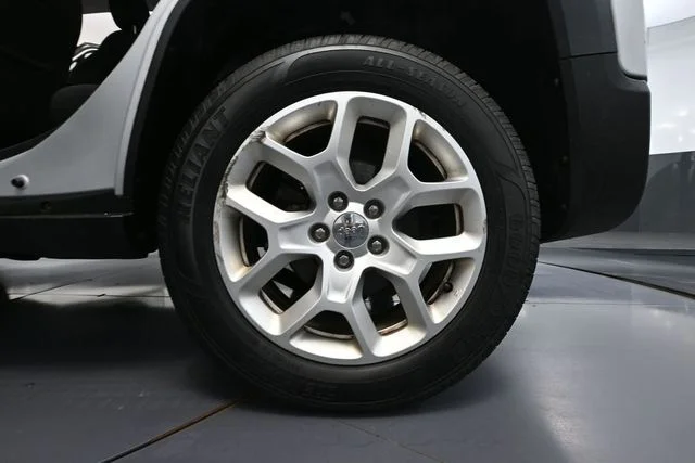 2017 Jeep Renegade Latitude - Photo 12