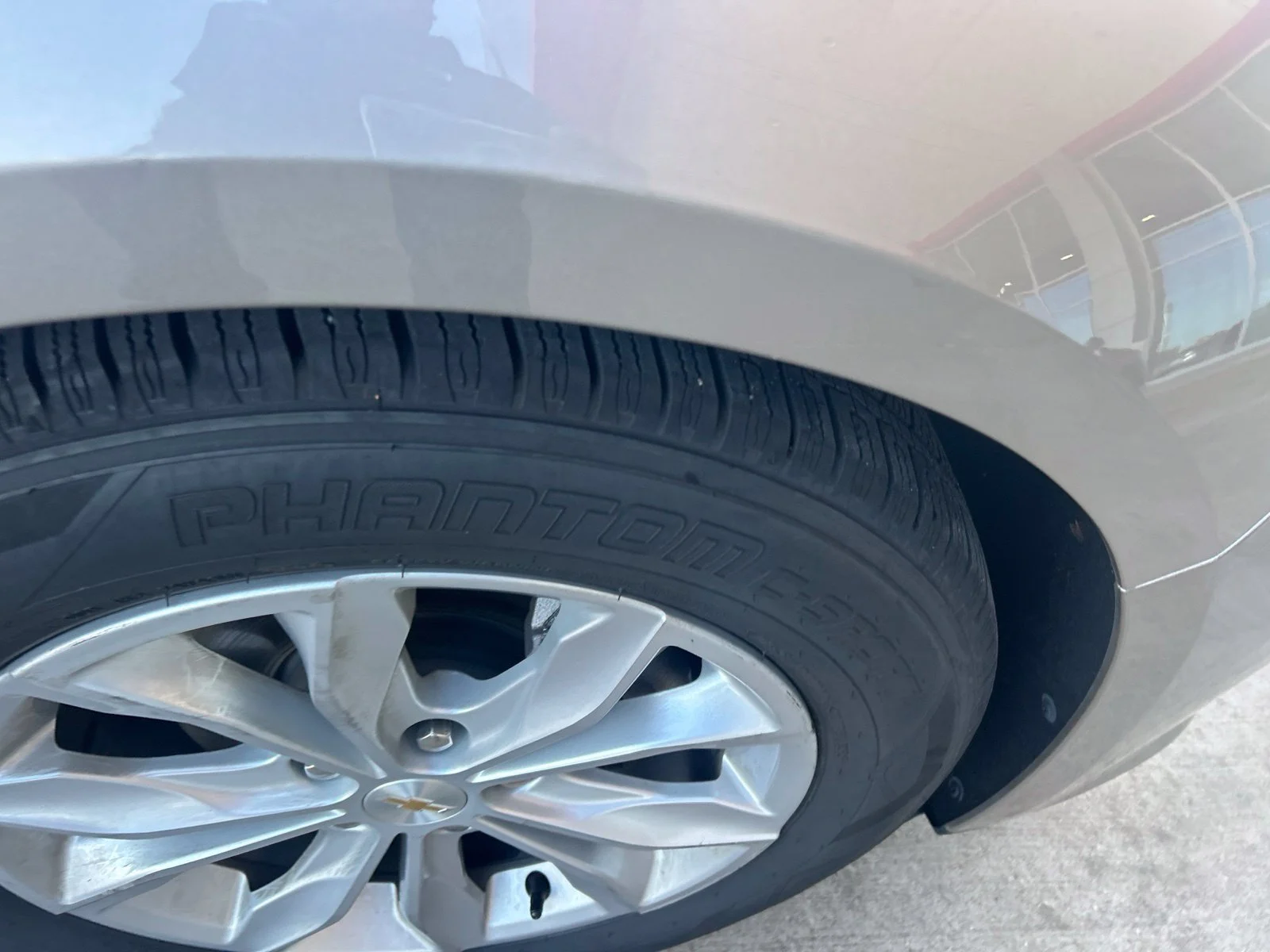 Used 2024 Gray Chevrolet LT image 7