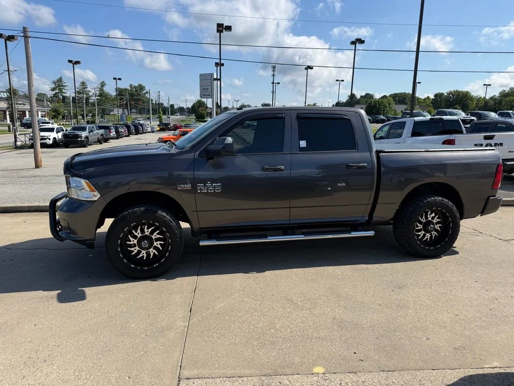 Used 2018 Gray Ram Express image 10