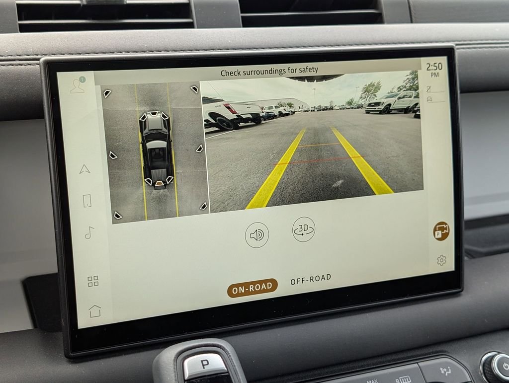 Used 2025 Black Land Rover S image 15
