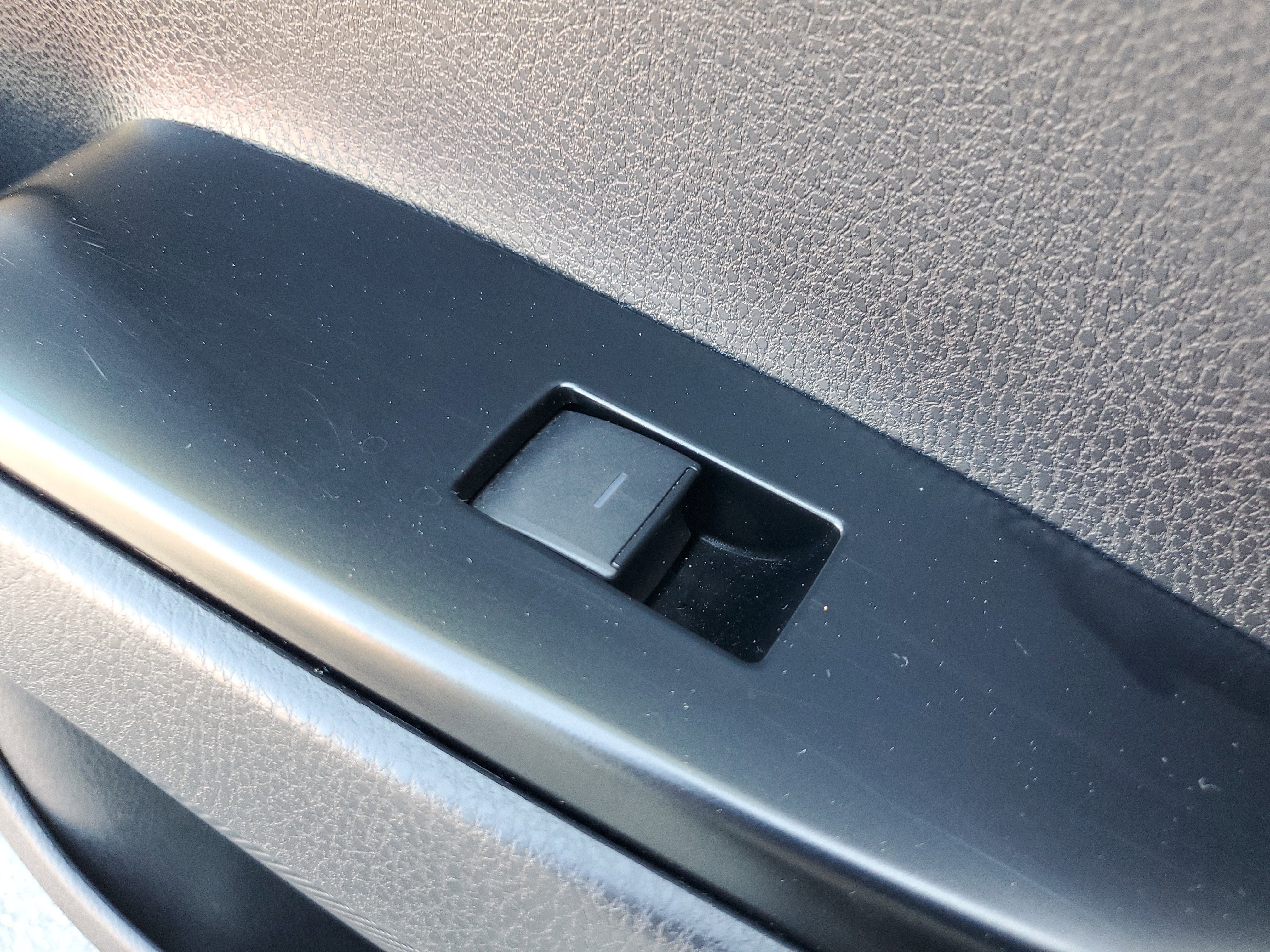 Used 2025 Ice Toyota LE image 14