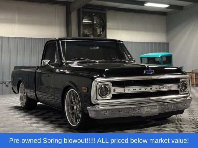 Used 1970 Black Chevrolet Silverado image 3