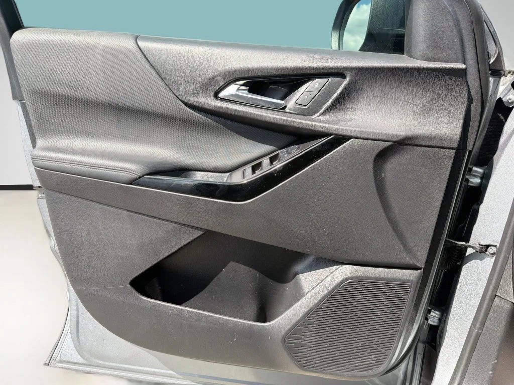 Used 2025 Gray Chevrolet LT image 21