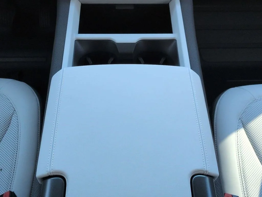 Certified Used 2025 Blue Land Rover S image 18