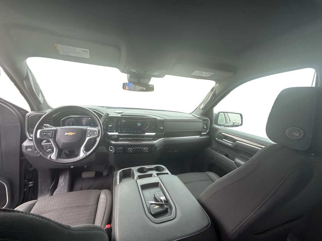 Used 2023 Dark Ash Metallic Chevrolet LT image 9