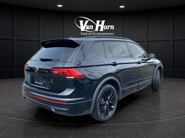 Used 2022 Deep Black Pearl Volkswagen 2.0T SE R-Line Black image 7
