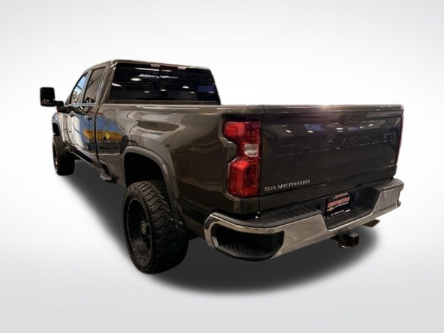 Used 2022 GREENSTONE METALLIC Chevrolet LT image 4