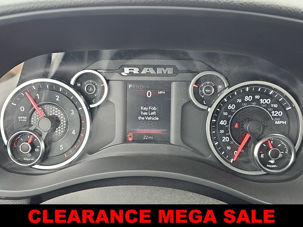 2025 RAM 3500 Chassis Tradesman - Photo 17