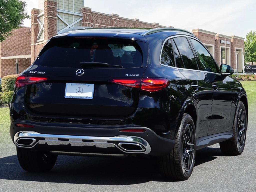 New 2026 Black Mercedes-Benz GLC 300 image 40