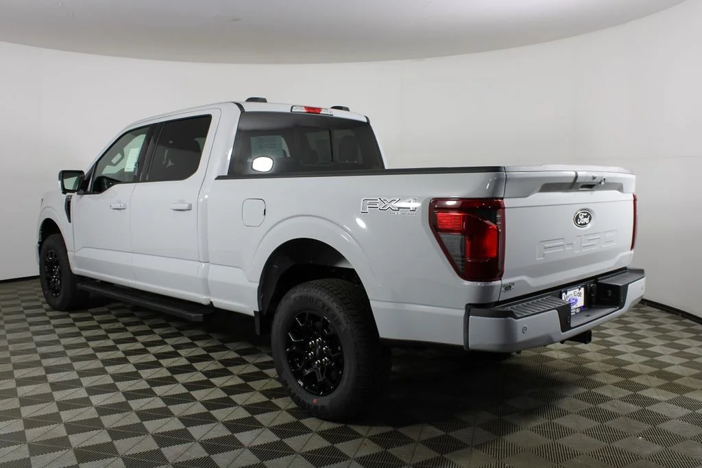New 2026 Avalanche Ford XLT image 4